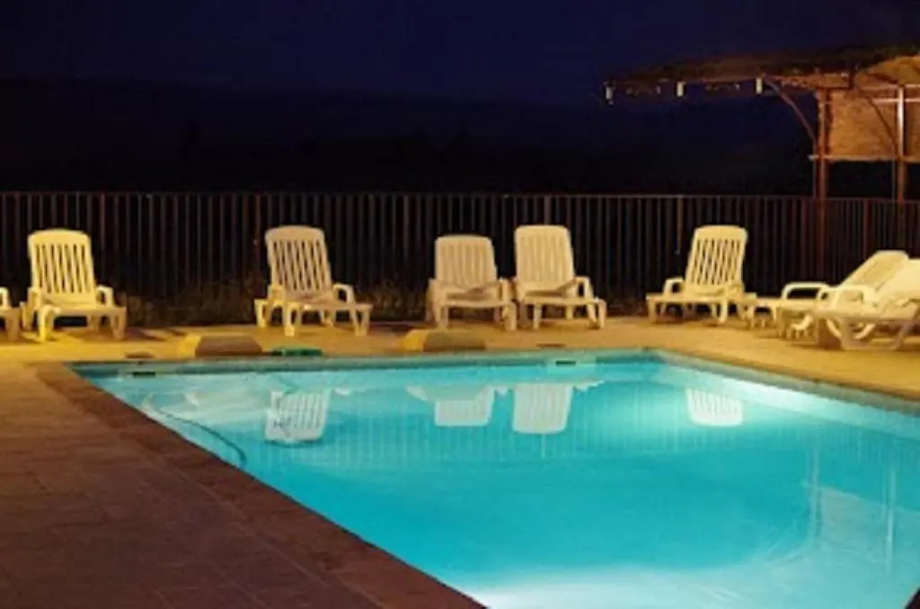 Chambres & Tables D'Hotes Moulin De Lavon Gargas  Bed & Breakfast Gargas (Vaucluse)